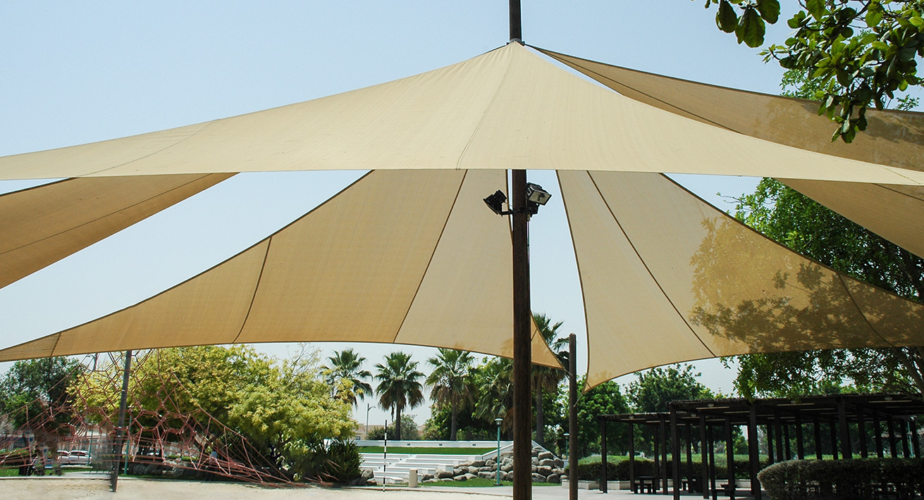 Garden sun sail